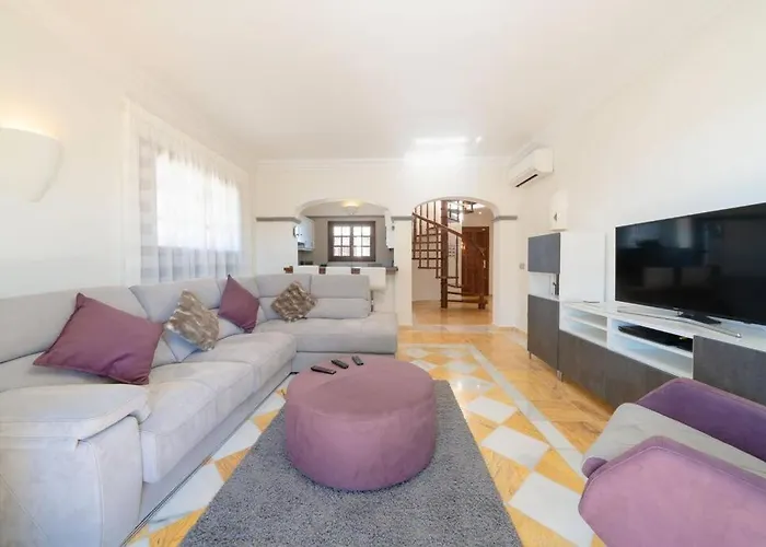 Casa Corfe 普拉亚布兰卡